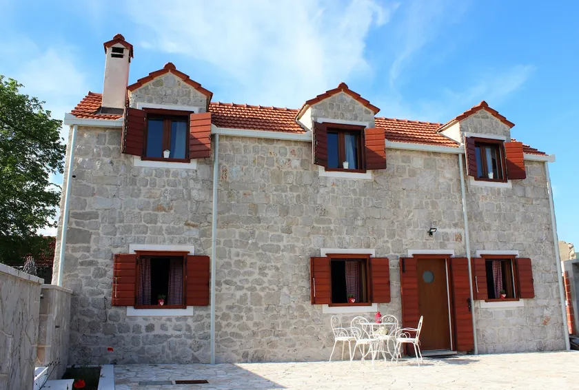 Stone cottage Aria - Image 1