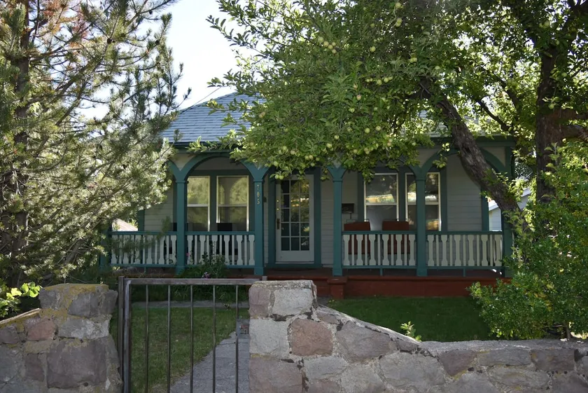 Trekker's Guest House - Image 1