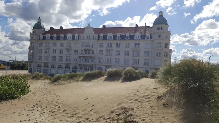 Characterful apartment in Zeebrugge! ThePalace403 - Image 1
