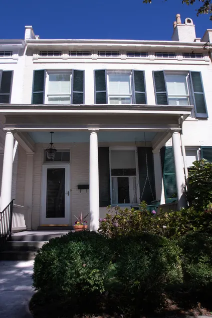 Armstrong Rowhouse in Historic Maysville, KY - Image 1