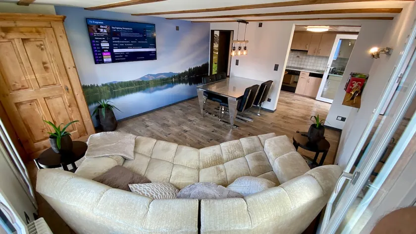 “Unique lake & mountain view, 1st floor apartment” - Image 1