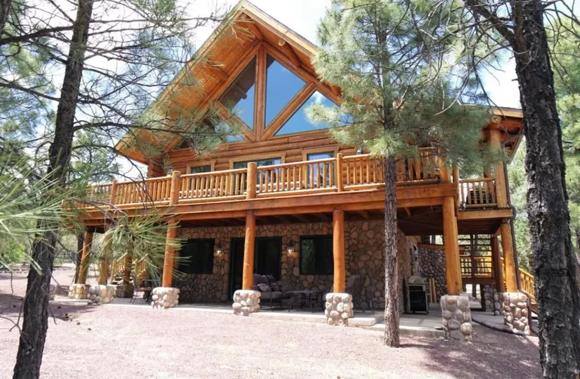 Rustic Log Cabin in the Pines - Image 1