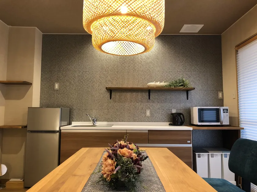 Motoi Machiya [Entire house for up to 8 people] is an inn near the Chaya district and Omi market. WiFi is available. Free parking for 1 car. - Image 1