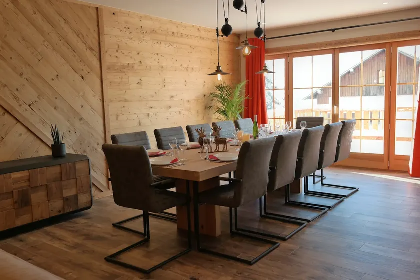Exceptional modern chalet with wellness area, - Image 1