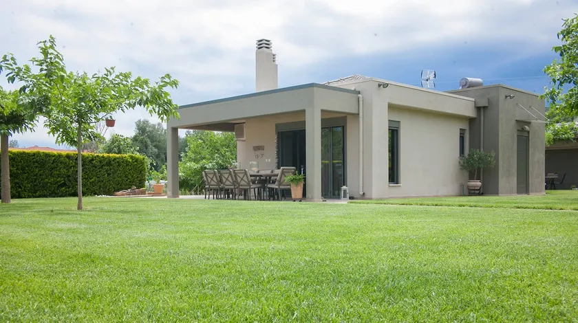Luxury Villas 1 - Image 1