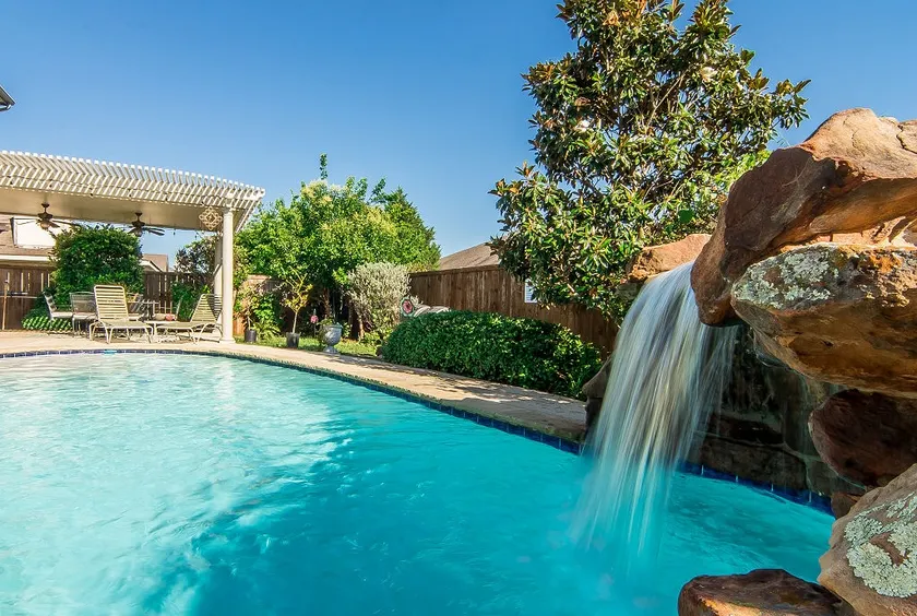 4BDRM POOL & Pool Table 1.9 to Downtown Historic - Image 1