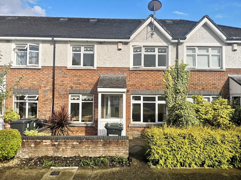 Entire house, on the outskirts of Dublin - Image 1