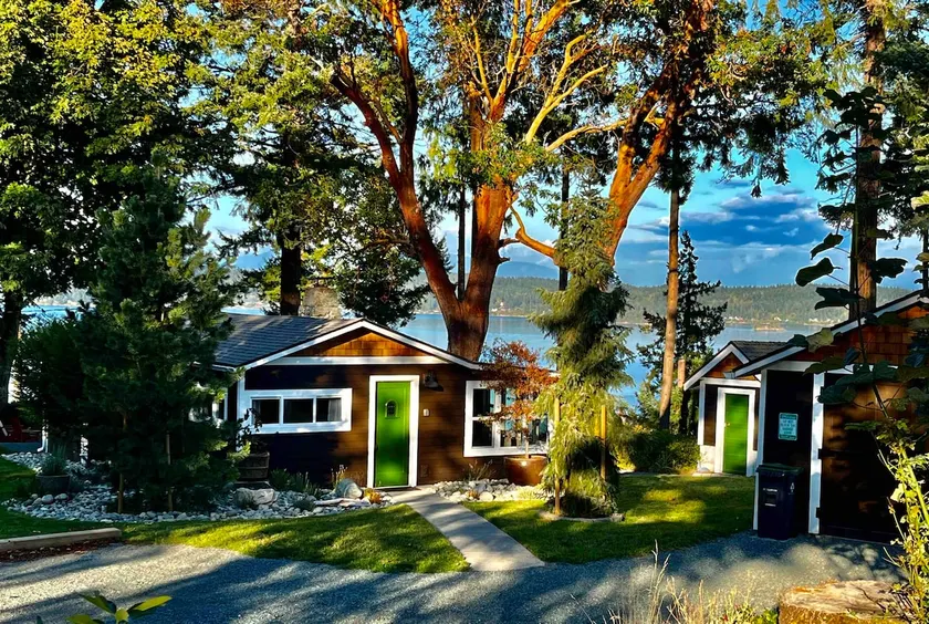 1930s view cottage on Skagit Bay - Image 1