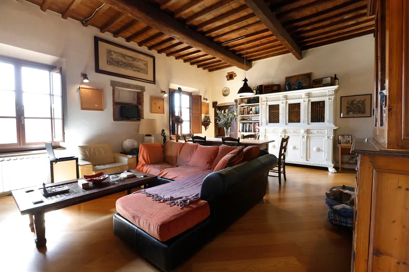 Badesse Apartment - Image 1