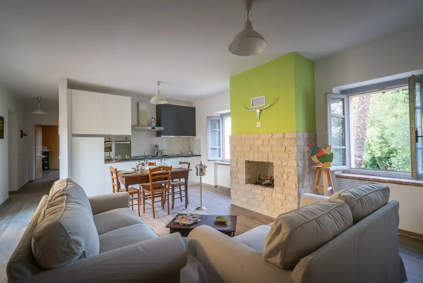 Il Mulino villa with garden, roof garden and jacuzzi - Image 1