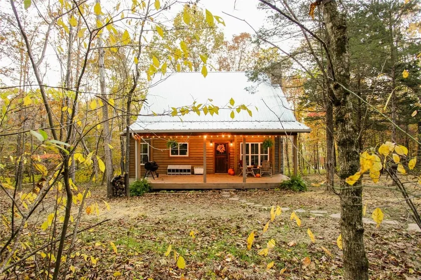 Hawks Ridge Cabin - Image 1