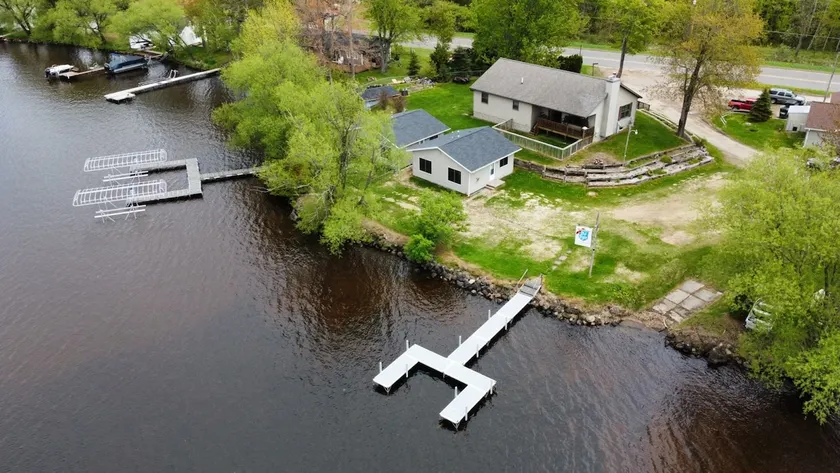 Shore to Please on Pelican Lake - Image 1