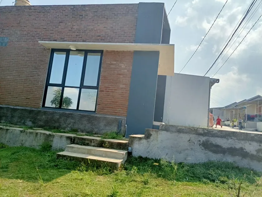 Two-bedroom house - Image 1