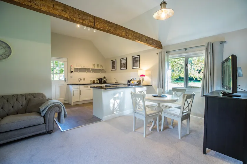 Watch The Wildlife From Little Barn near Goodwood - Image 1