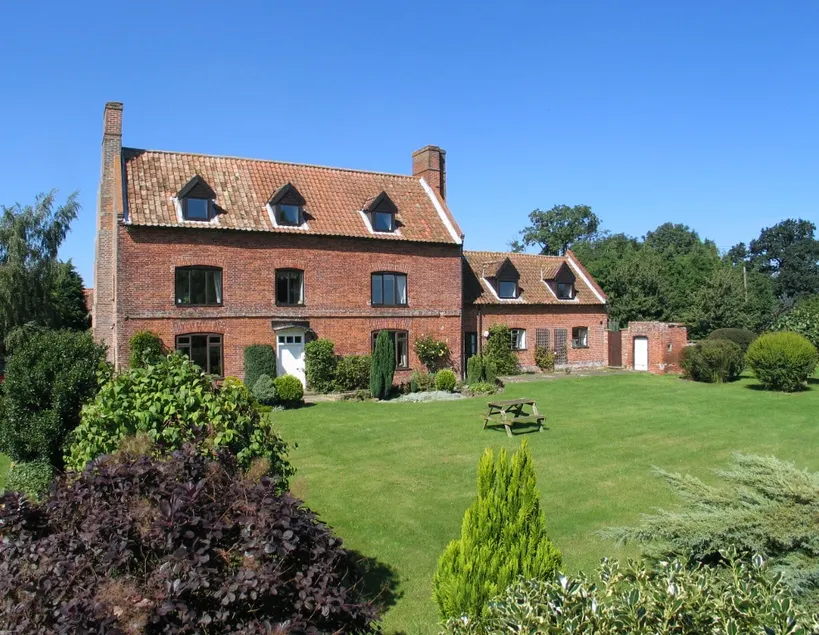 Dairy Cottage - Image 1
