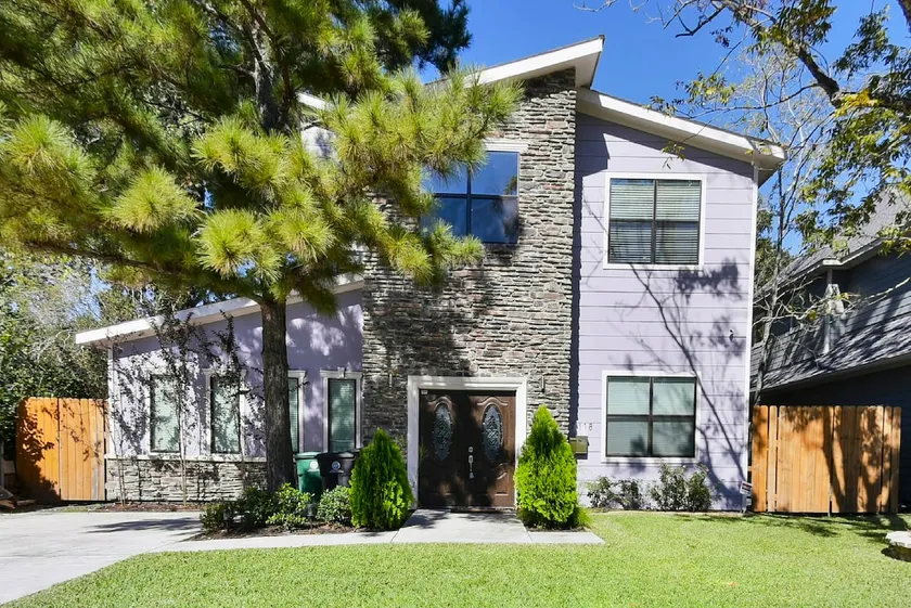Near NRG Houston Stay | Patio + Free Parking - Image 1