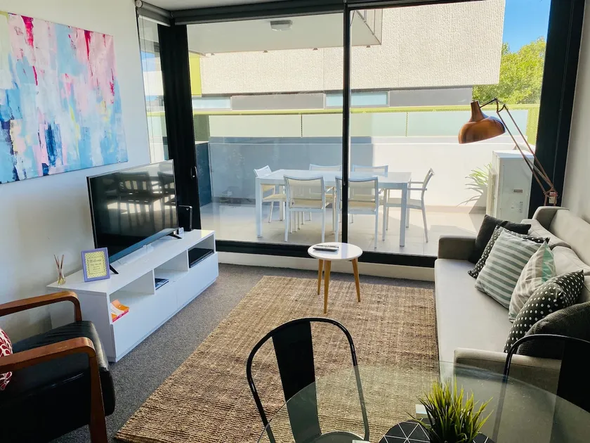 *2bedroom Brighton 10 mins to beach 15 mins to CBD - Image 1