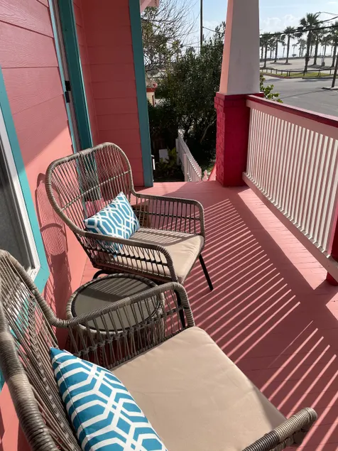 Ocean View Rental Next to Pleasure Pier! - Image 1