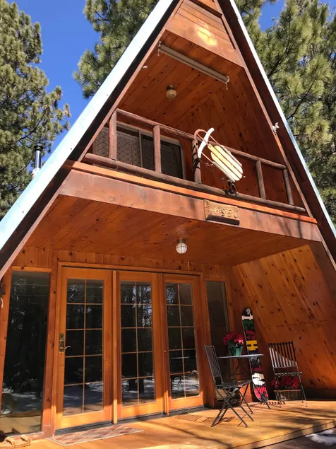 Quaint A-Frame Cabin close to Mt Bachelor - Image 1