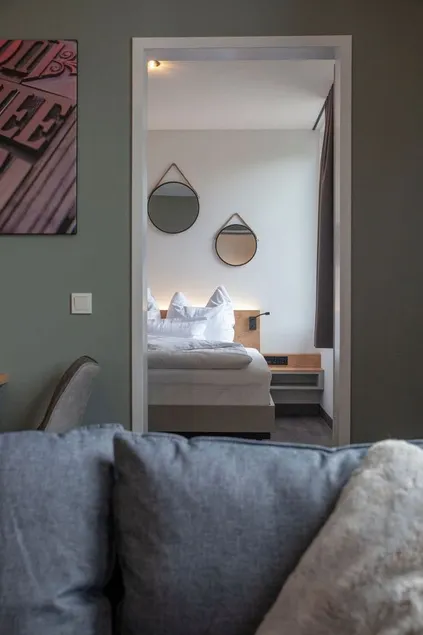 Tasteful city apartment in prime location - Image 1