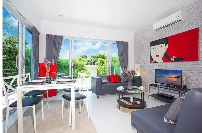 Villa Q - Image 1