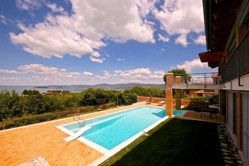 Mini apartment with pool and garden - Image 1