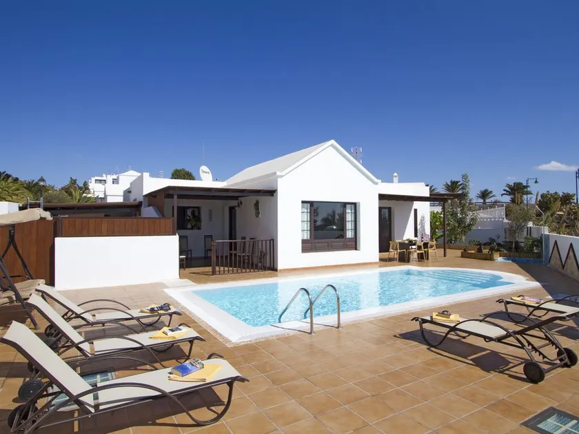 Amazing villa in front of the beach, fast wifi - Image 1