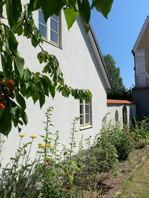 English charm in the middle of Kivik - Image 1