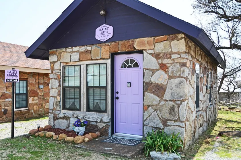 Rainey Creek Cabin - Image 1