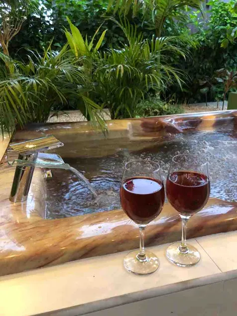 Arenal Thiago with Private Jacuzzi - Image 1