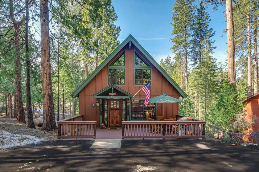 ”R Haus” in Blue Lake Springs-Arnold - Image 1