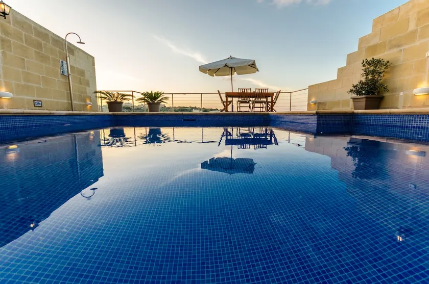 Town house with pool, valley and sea views. - Image 1
