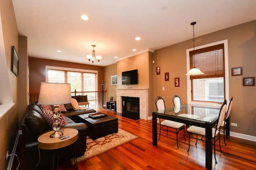 Little Italy/UIC 3 bdrm, 2.5 bath Condo - Image 1