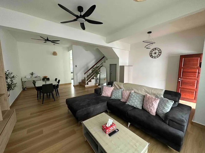 F&S Homestay - Image 1