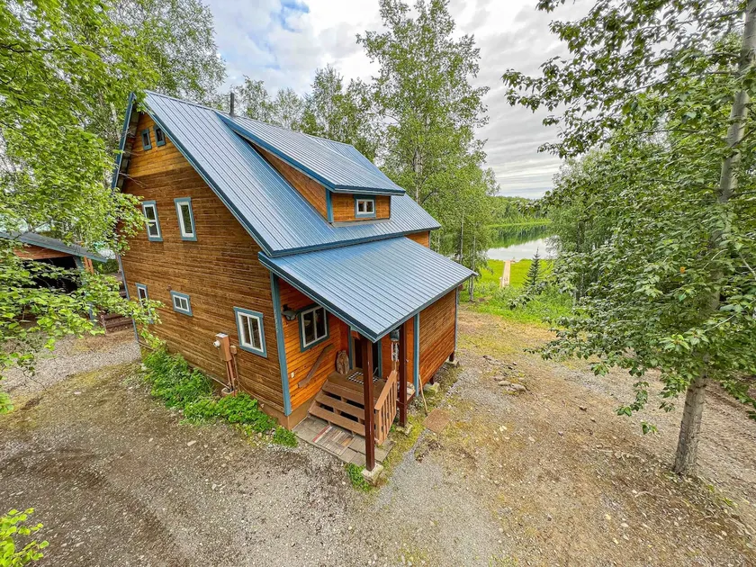 Luxury Lakefront Retreat | Sauna, Dock & Kayaks - Image 1