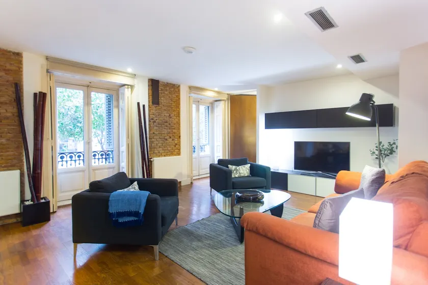 LUXURY IN MALASAÑA - Image 1