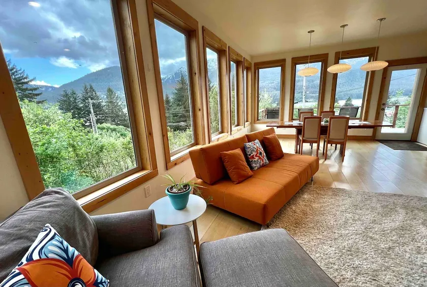 Best Vacation Rental in the Heart of Juneau - Image 1