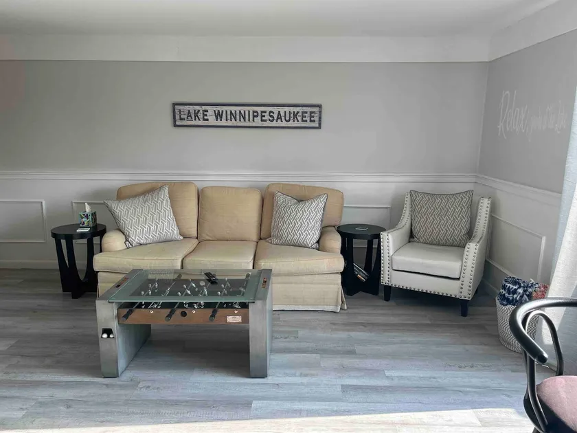 Modern 1 Bedroom. Sleep 6 Close to Weirs &Concerts - Image 1