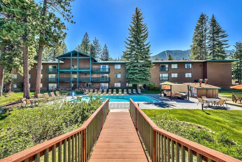Cozy Mountain Retreat | Close to Ski lifts - Image 1