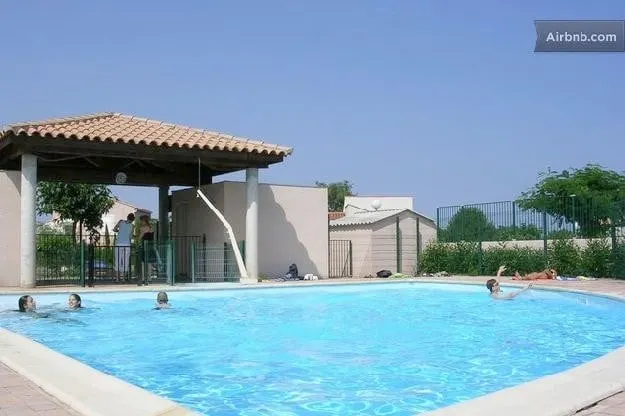 3-bedroom house with veranda, air-conditioning and attractive features. - Image 1