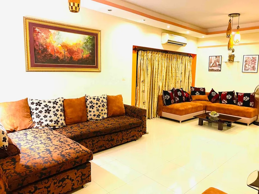 Specious modern 3 BHK flat - Image 1