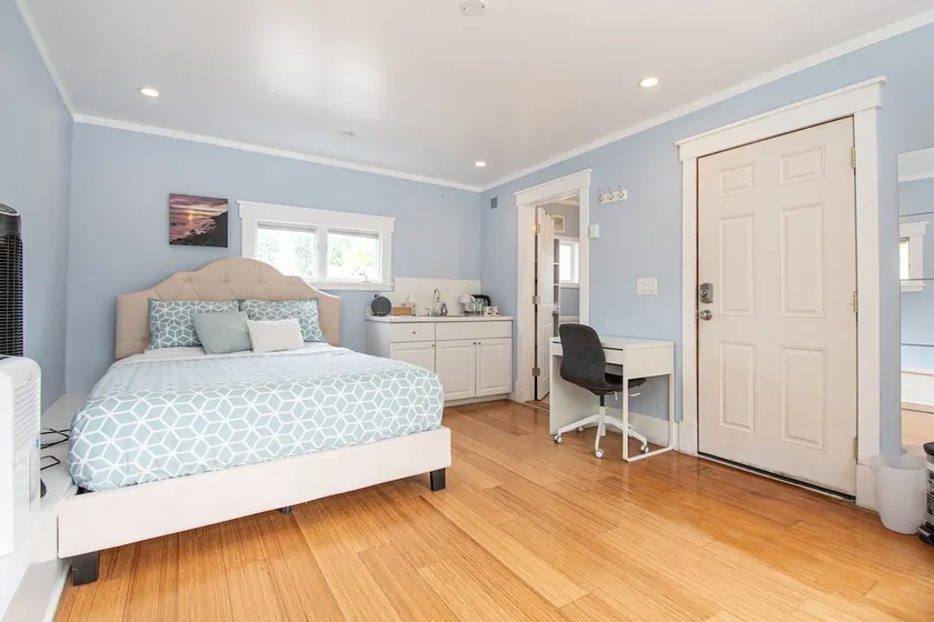 Wallingford Studio - Image 1