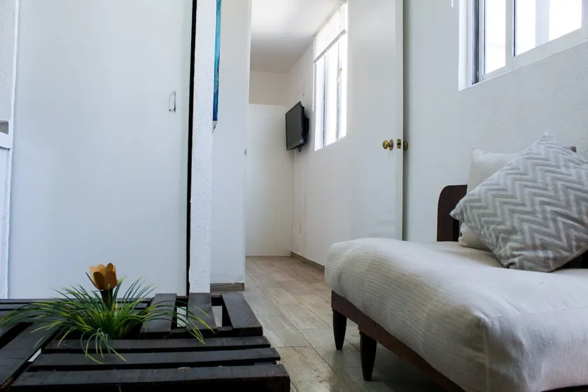 Private suite Del Valle perfect for couples - Image 1