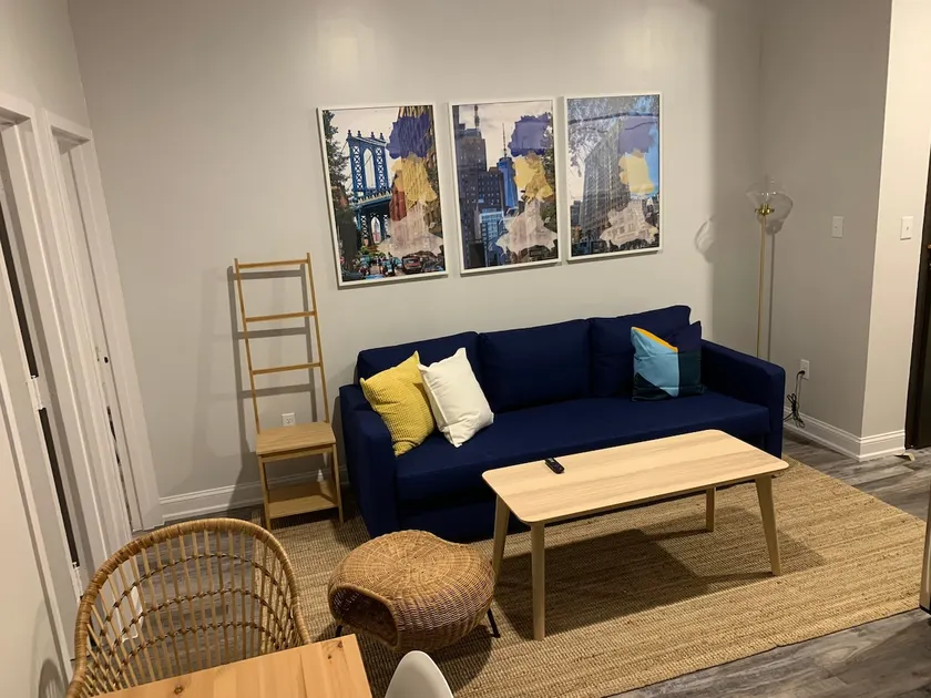 Urban and Cozy Apartment super close to NYC - Image 1