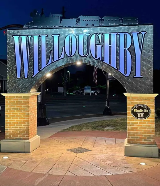 Historic Downtown Willoughby Walk to Erie St - Image 1