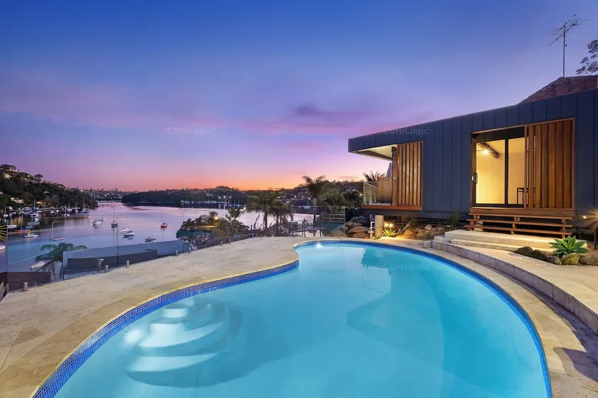 World Class Villa Manly Beach HarbourView Sauna Private Beach - Image 1