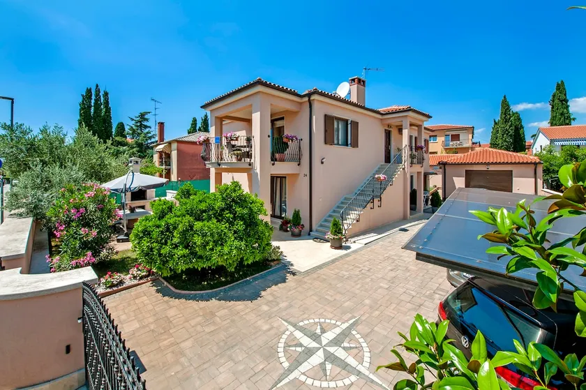 Brand new apartment with free parking VILLA BARIC - Image 1