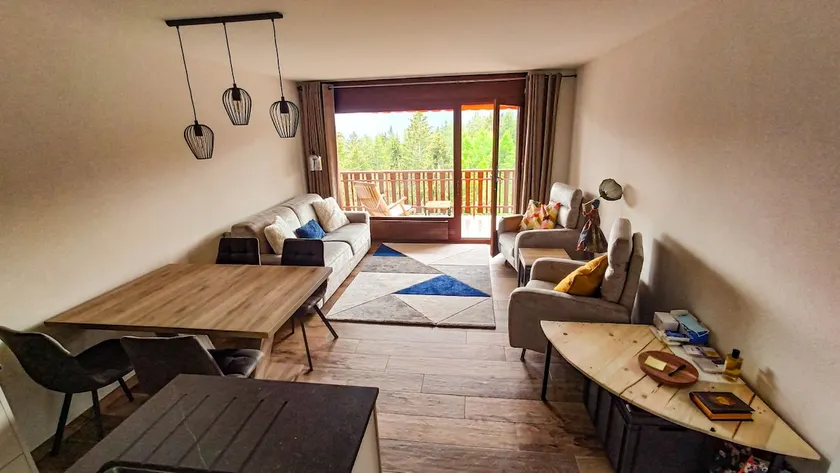 apartment for 2 or 4, in Montana - Image 1