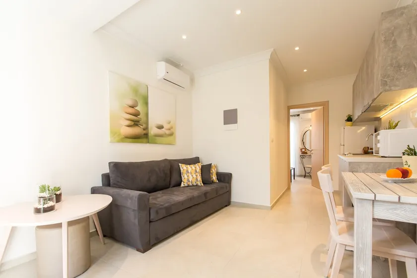 Pithos Apartments - Image 1