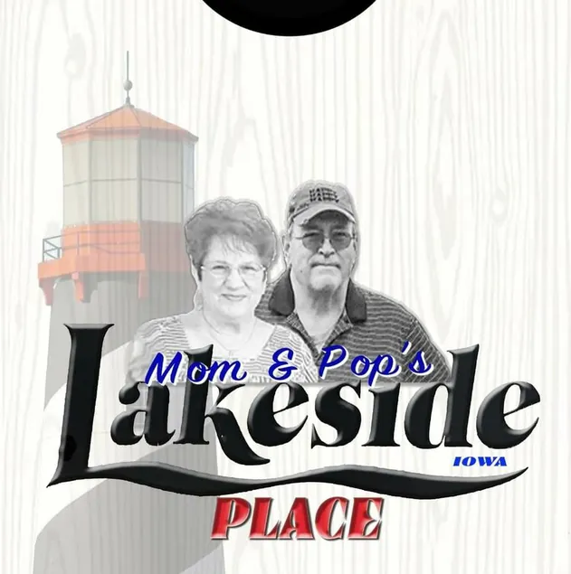 Mom & Pop's Lakeside Place - Image 1